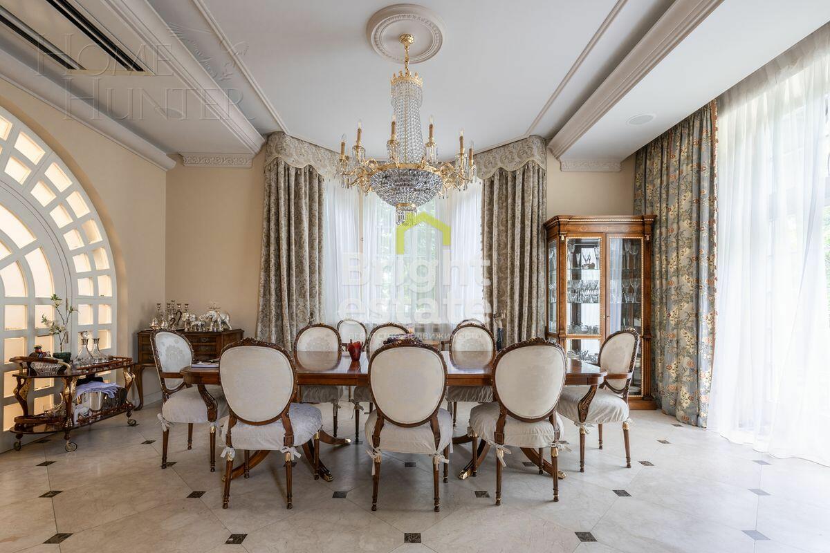 2-этажный коттедж 1 084 м² с отделкой