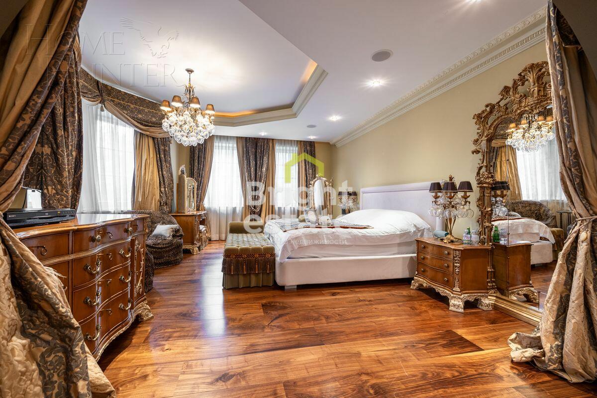 2-этажный коттедж 1 084 м² с отделкой