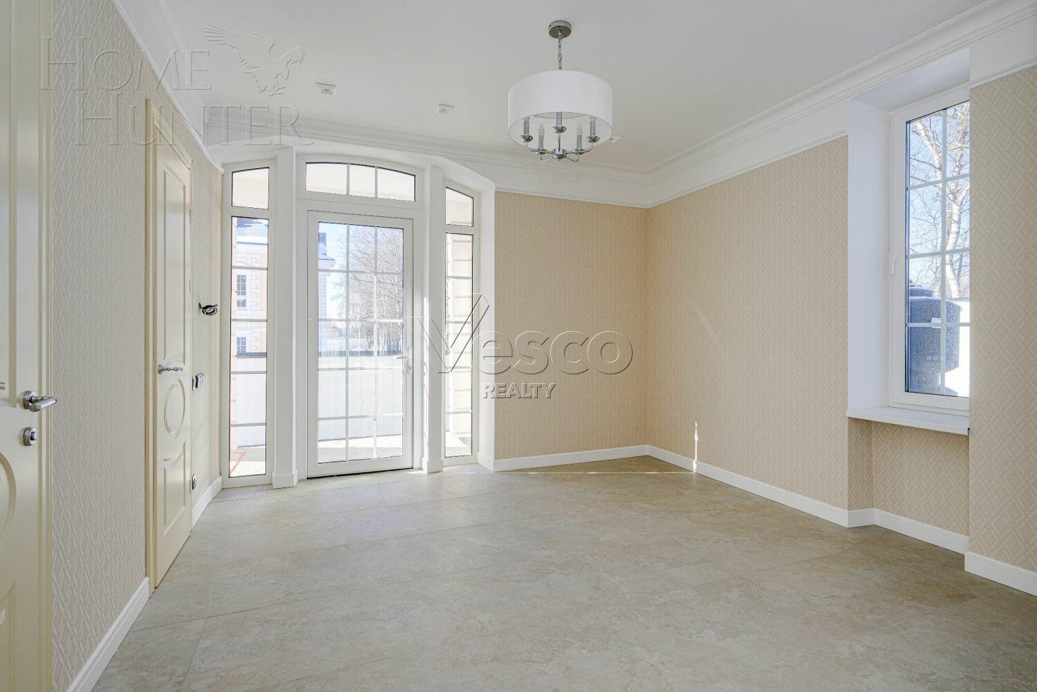 3-этажный коттедж 222 м² с отделкой