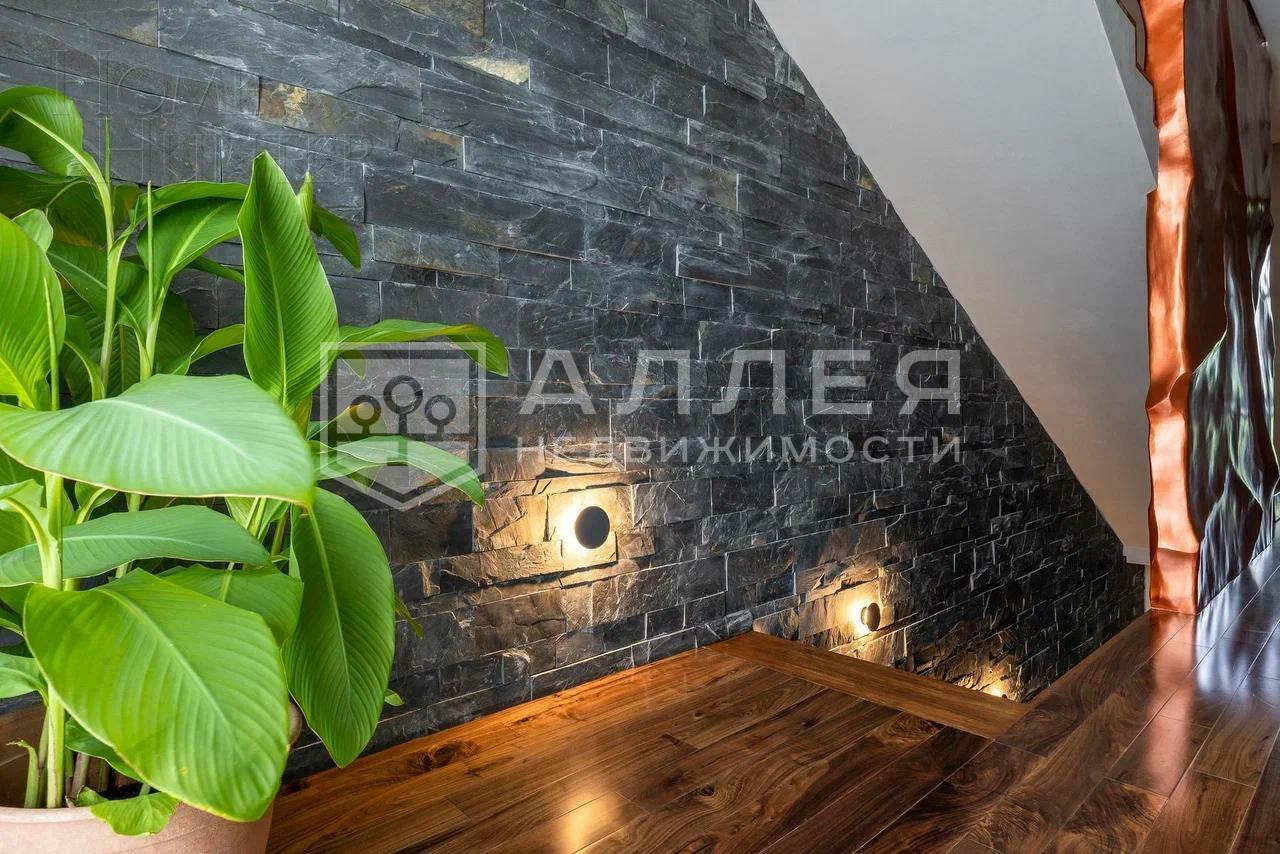 3-этажный таунхаус 274 м² с отделкой