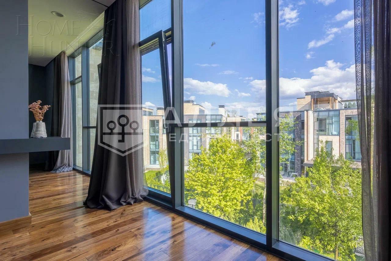 3-этажный таунхаус 274 м² с отделкой