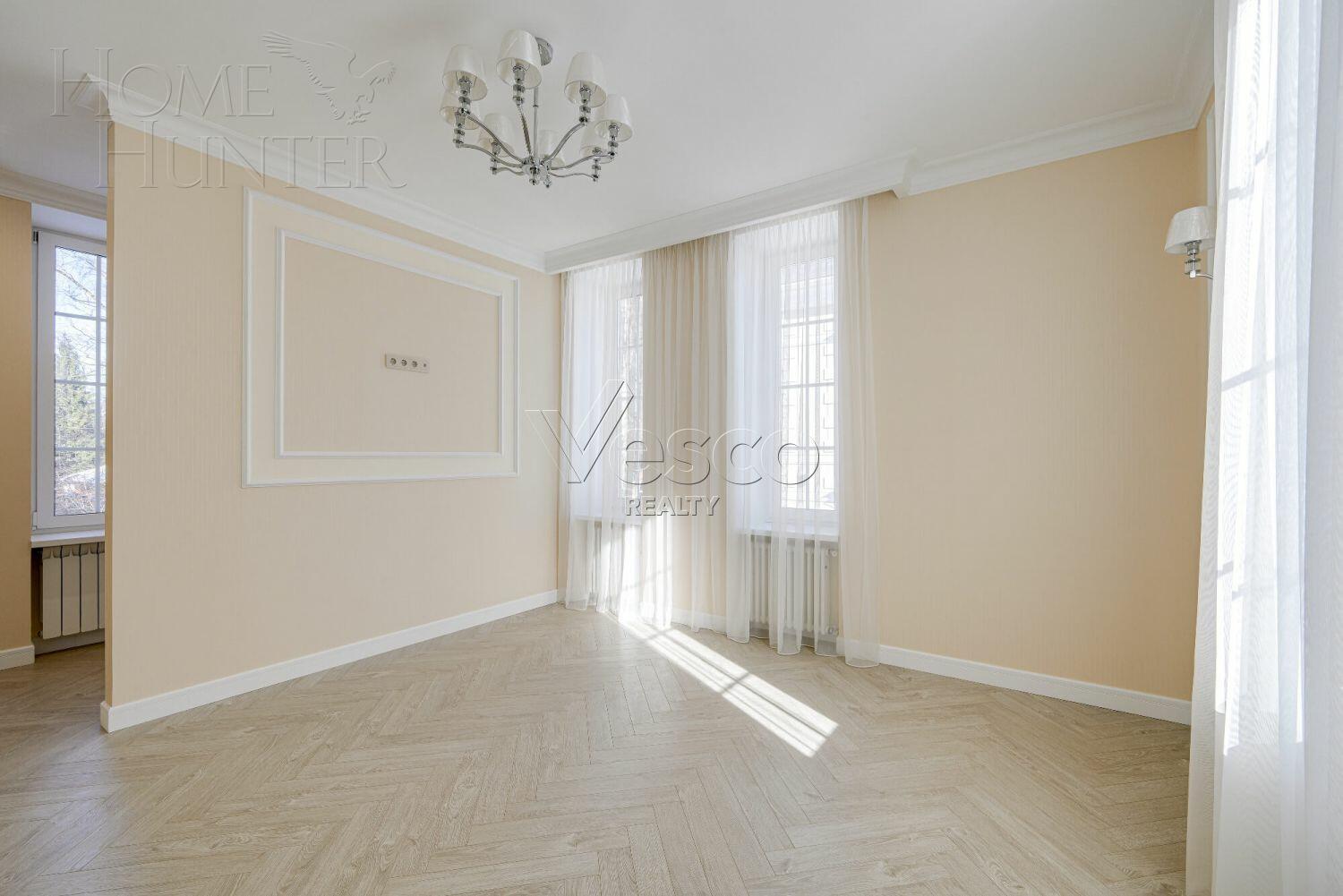 3-этажный коттедж 222 м² с отделкой