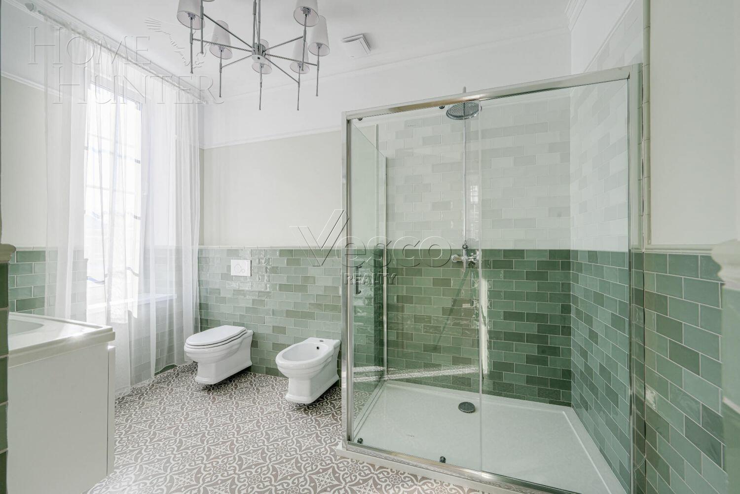 3-этажный коттедж 222 м² с отделкой