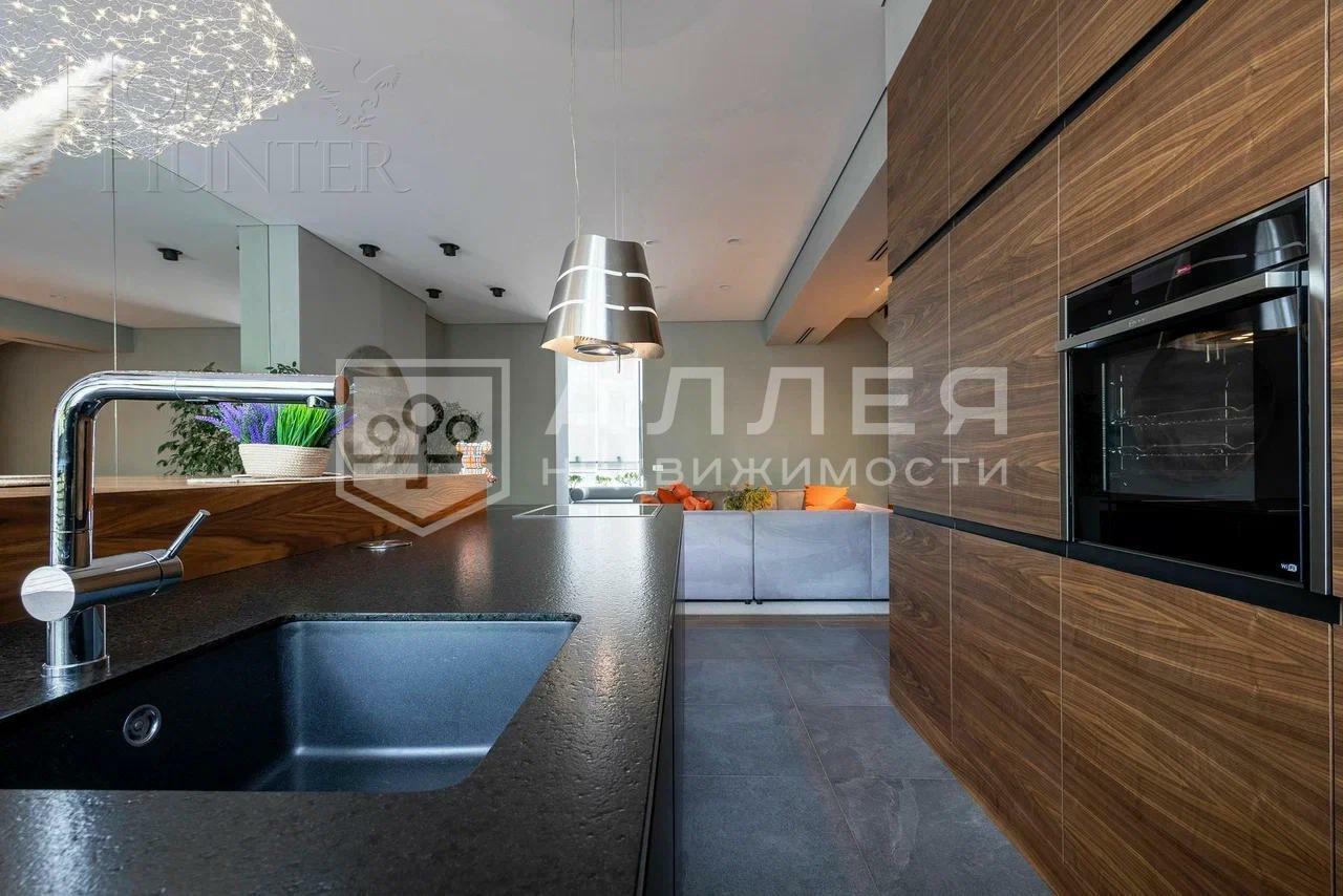 3-этажный таунхаус 274 м² с отделкой