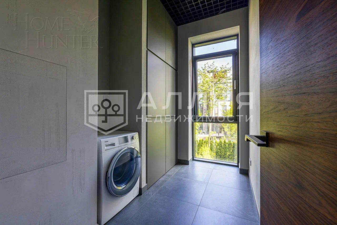 3-этажный таунхаус 274 м² с отделкой