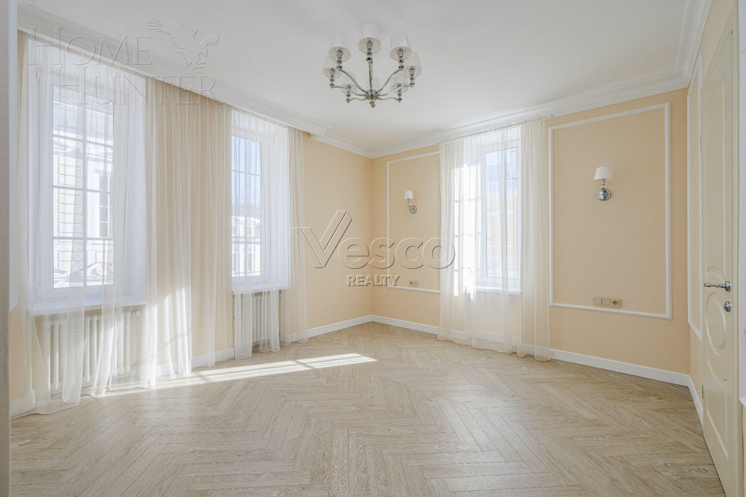 3-этажный коттедж 222 м² с отделкой