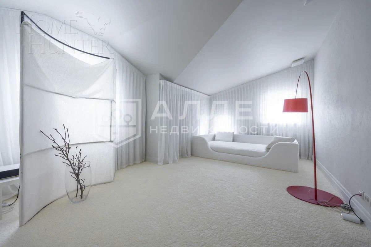 2-этажный коттедж 1 084 м² с отделкой