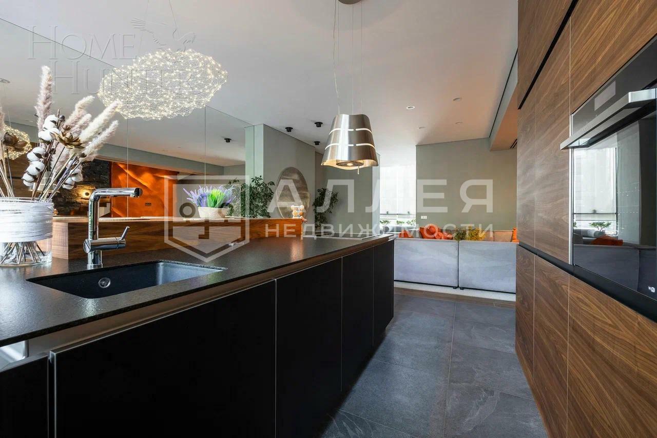 3-этажный таунхаус 274 м² с отделкой