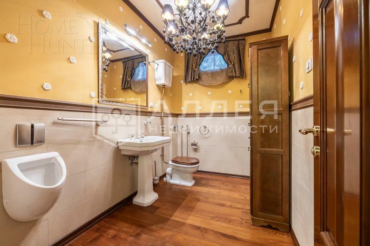 2-этажный коттедж 1 084 м² с отделкой