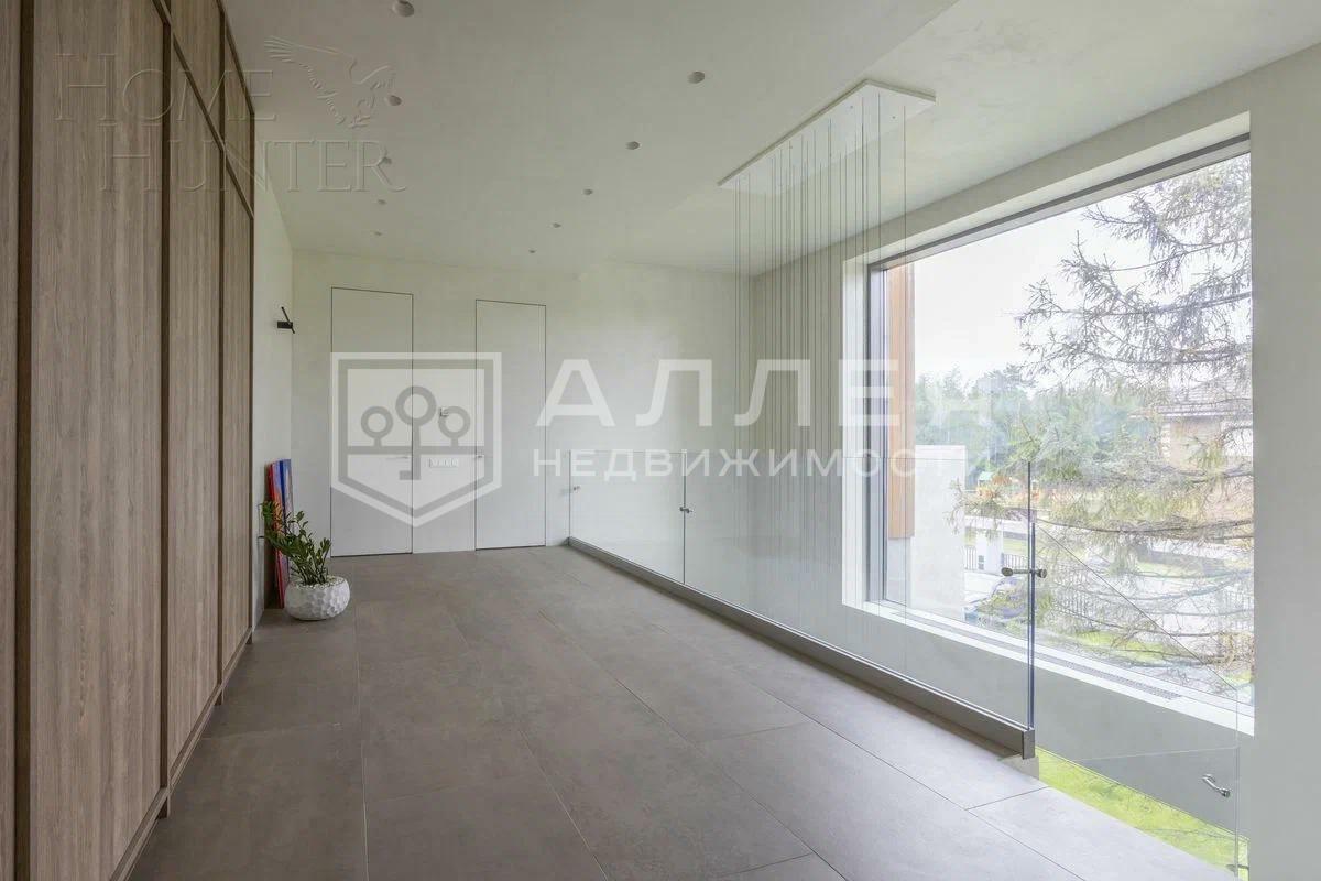 2-этажный коттедж 583.7 м² с отделкой