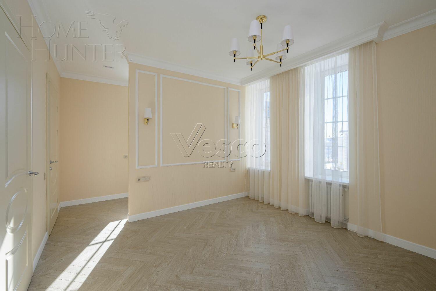 3-этажный коттедж 222 м² с отделкой