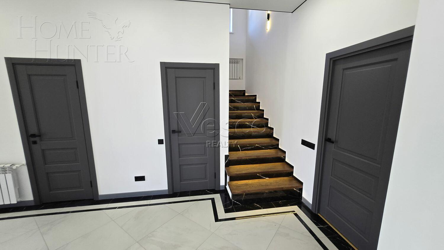 2-этажный коттедж 203 м² с отделкой