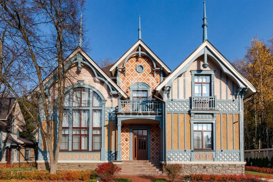 2-этажный коттедж 424 м² с отделкой