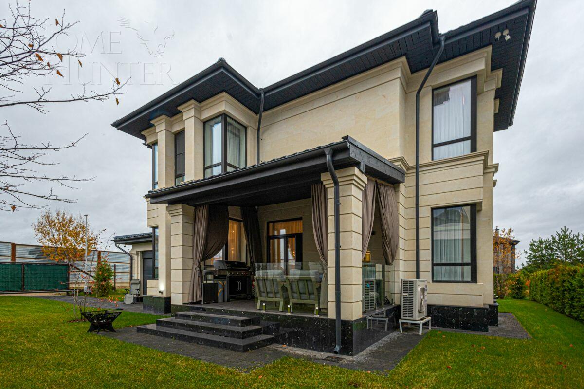 2-этажный коттедж 275 м² с отделкой