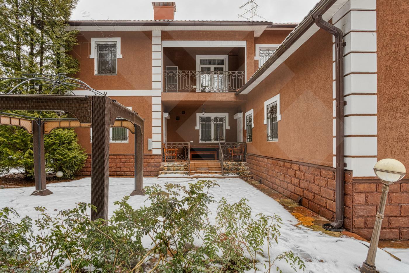 2-этажный коттедж 458 м² с отделкой