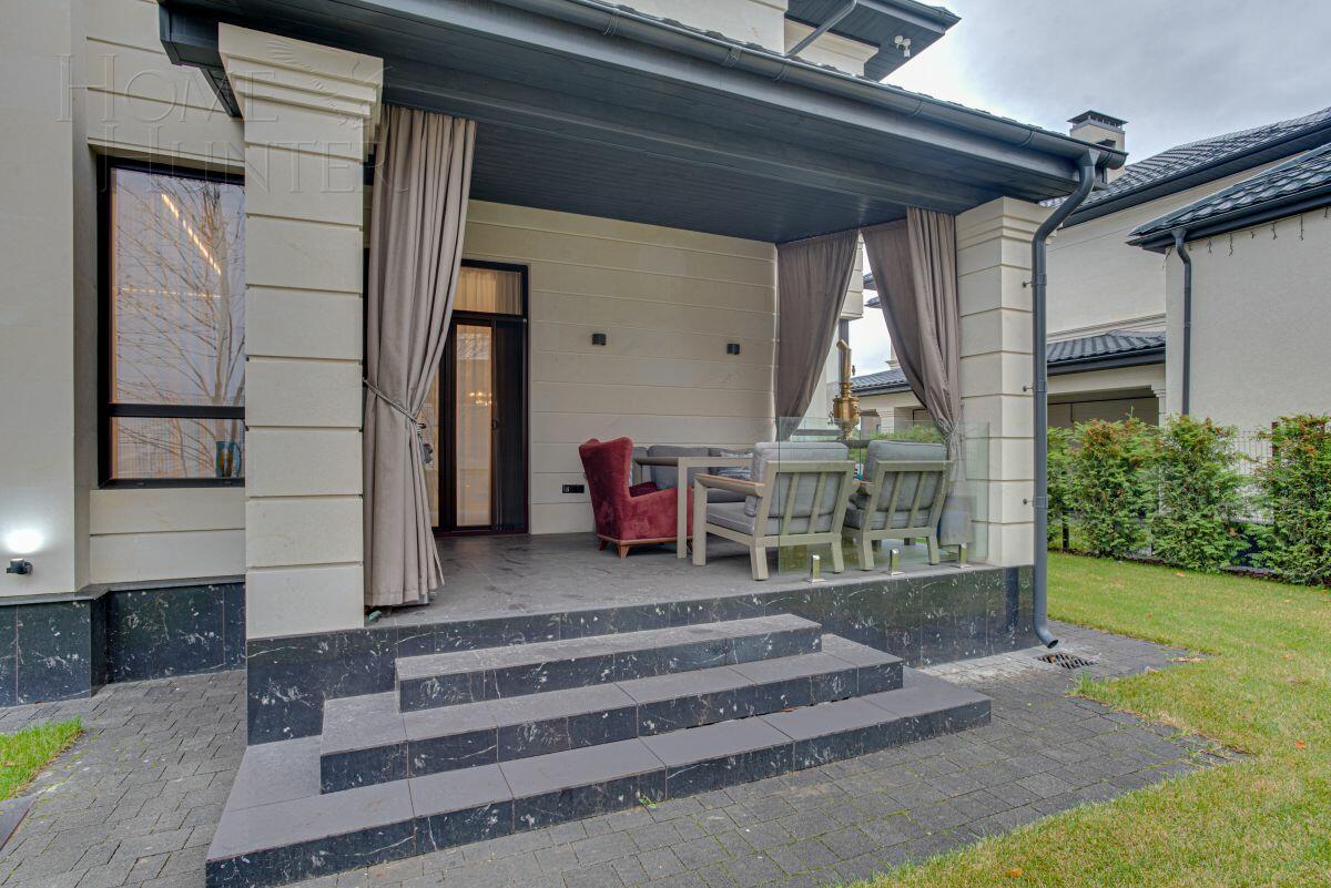 2-этажный коттедж 275 м² с отделкой