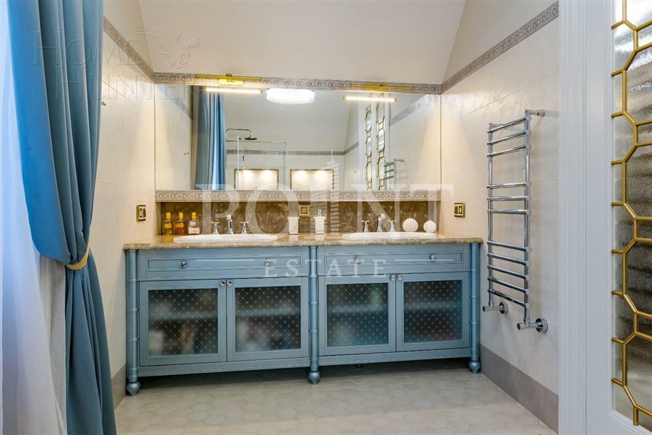 2-этажный коттедж 424 м² с отделкой