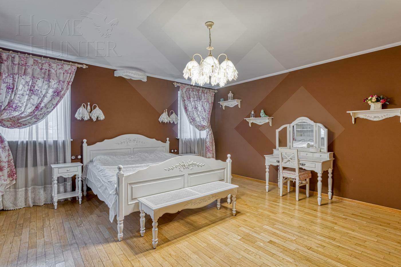 2-этажный коттедж 458 м² с отделкой