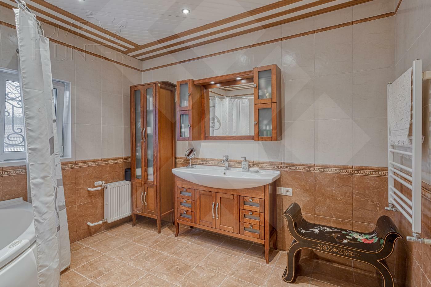 2-этажный коттедж 458 м² с отделкой