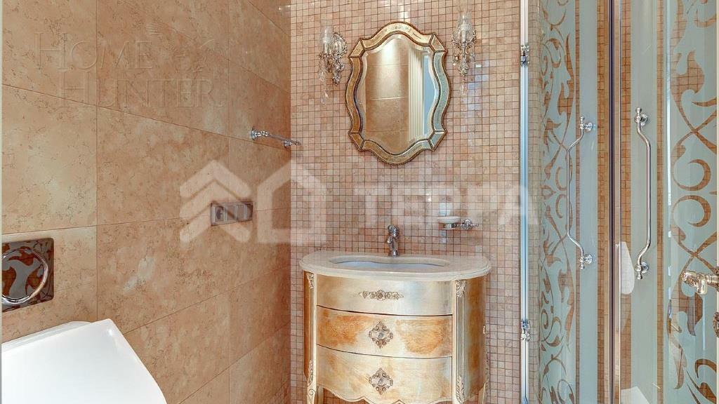 3-этажный таунхаус 340 м² с отделкой