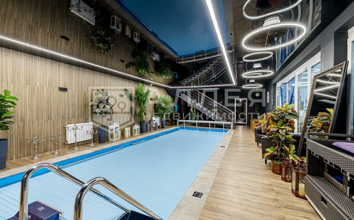 2-этажный коттедж 1 500 м² с отделкой