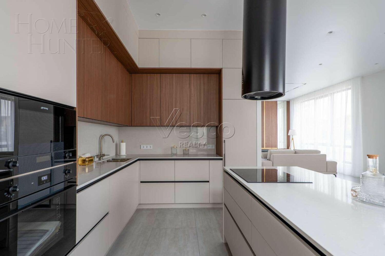 2-этажный коттедж 243 м² с отделкой