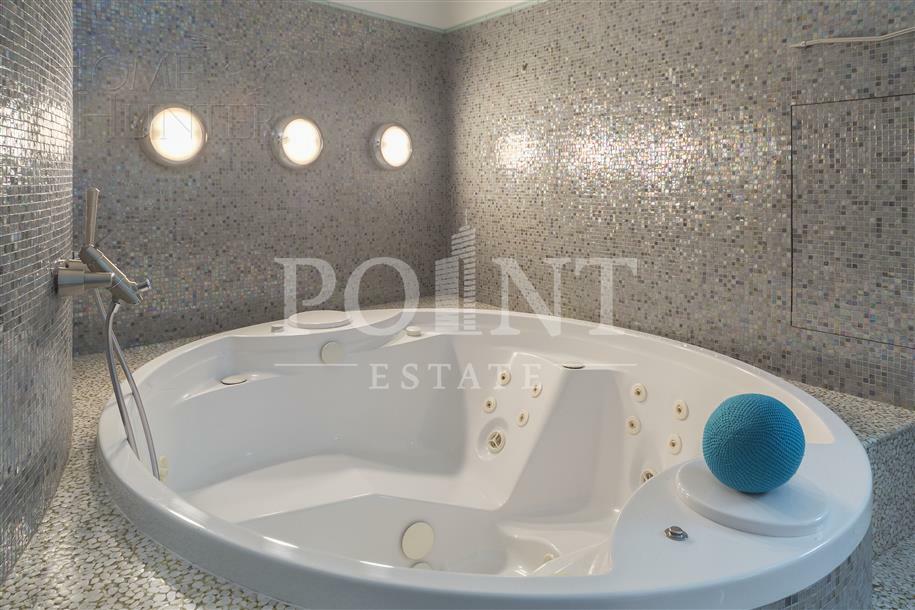 2-УРОВНЕВАЯ КВАРТИРА С ОТДЕЛКОЙ 260 М² НА 3 ЭТАЖЕ