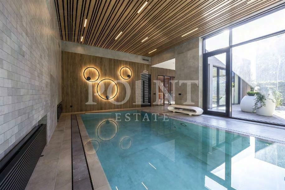 2-этажный коттедж 700 м² с отделкой