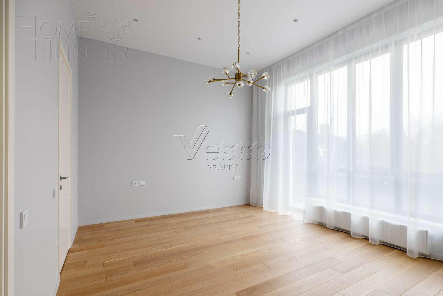 2-этажный коттедж 243 м² с отделкой