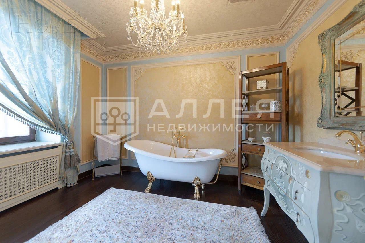 2-этажный коттедж 705 м² с отделкой