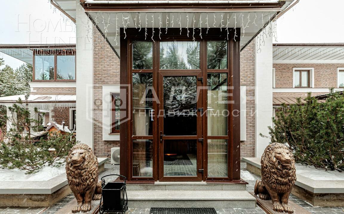 2-этажный коттедж 1 500 м² с отделкой