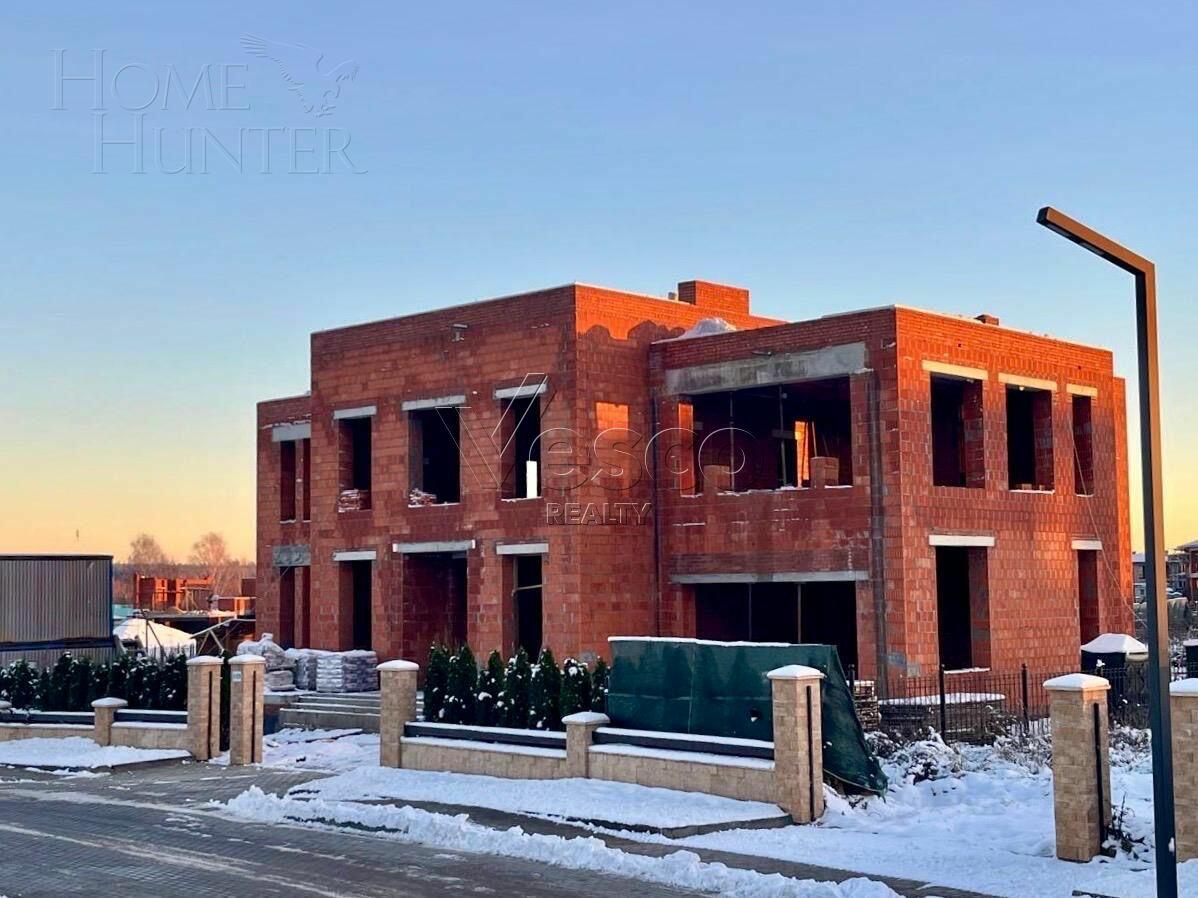 2-этажный коттедж 615 м² без отделки