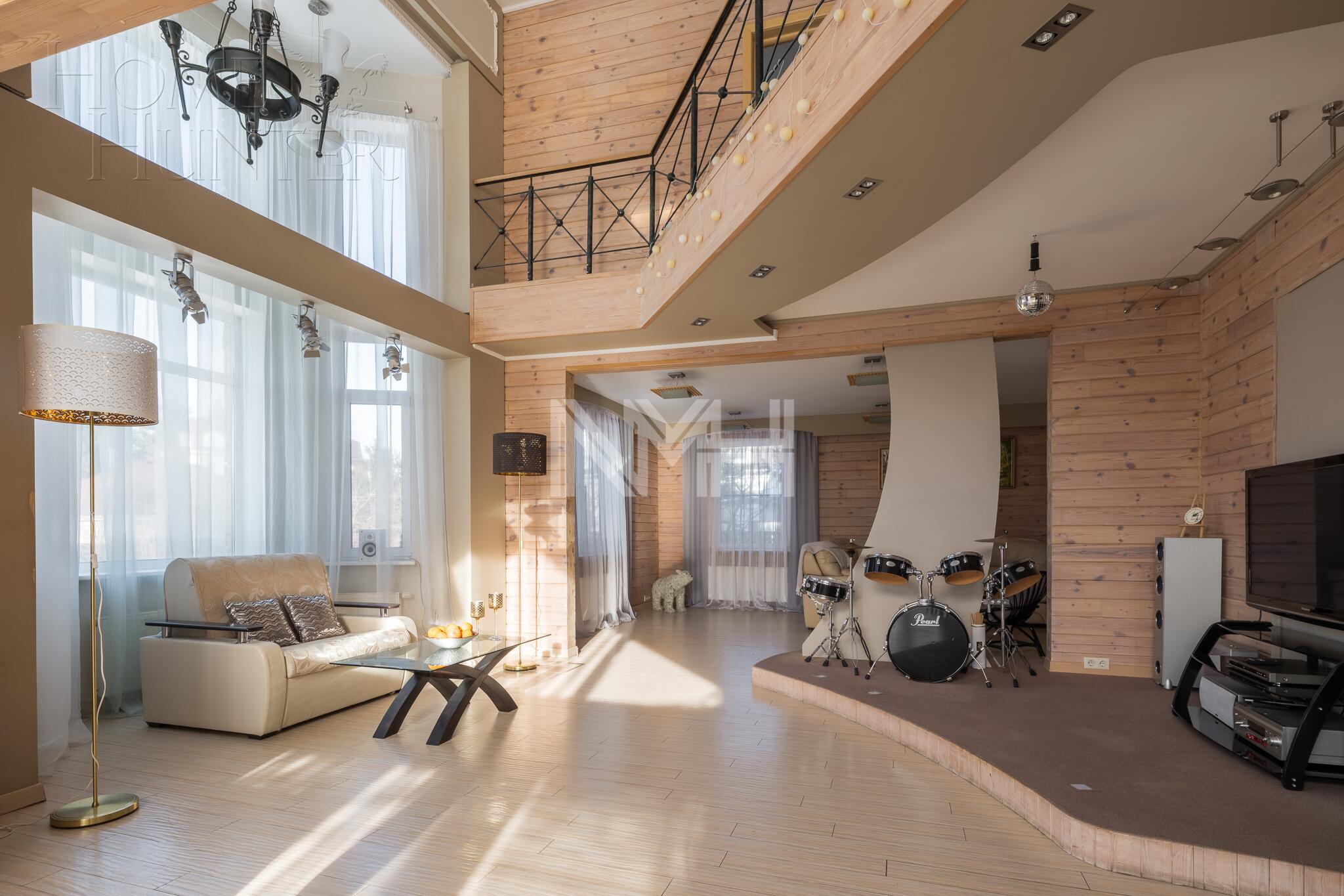 3-этажный коттедж 393 м² с отделкой