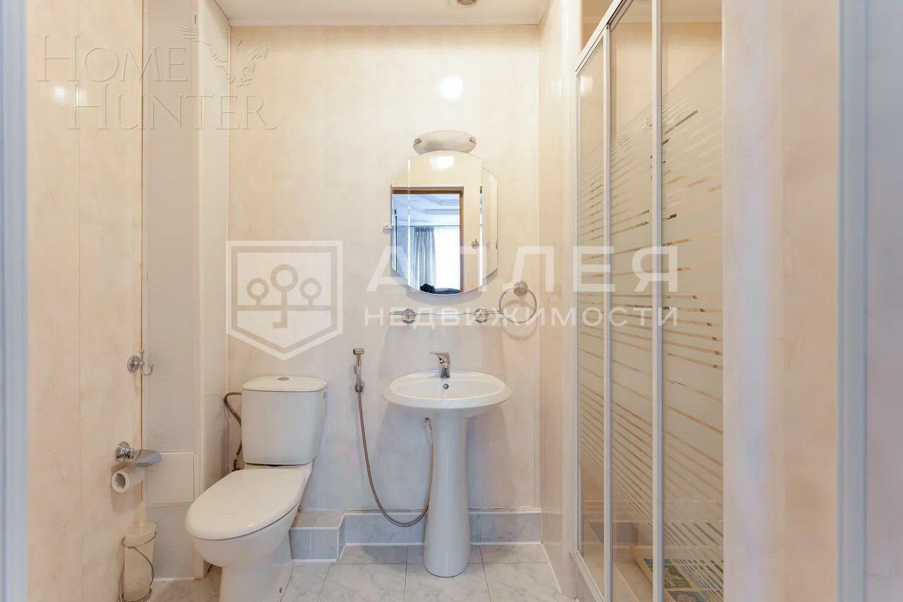 3-этажный коттедж 580 м² с отделкой