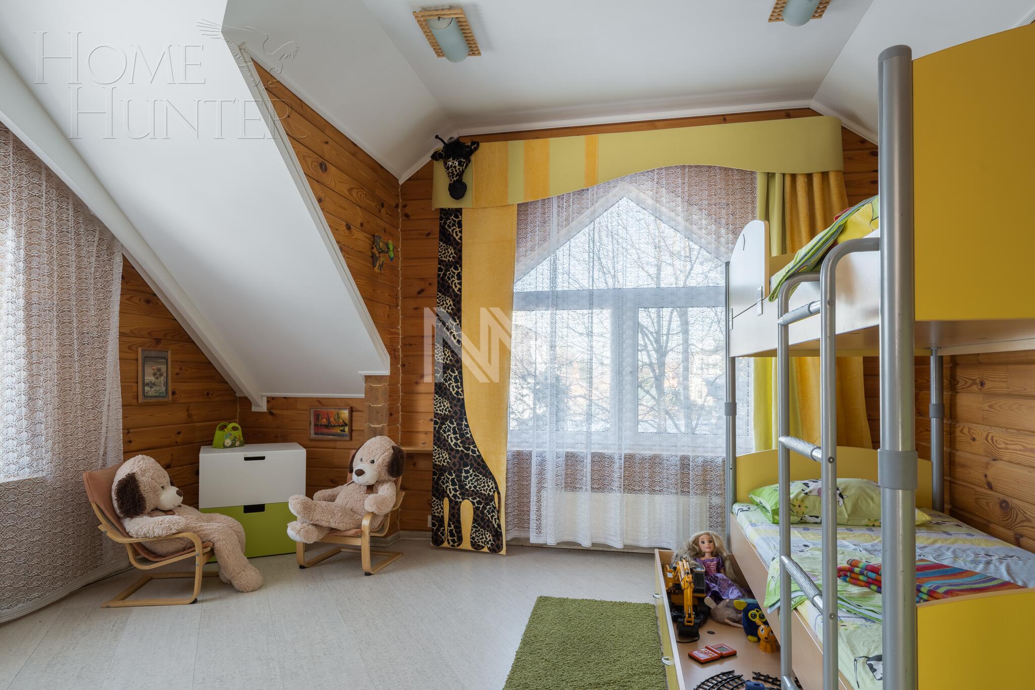 3-этажный коттедж 393 м² с отделкой