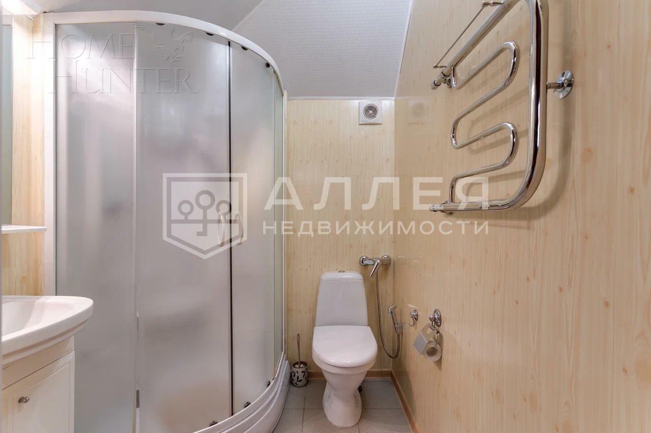 3-этажный коттедж 580 м² с отделкой
