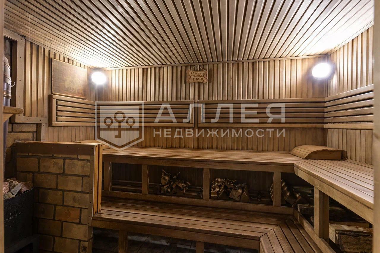 3-этажный коттедж 580 м² с отделкой