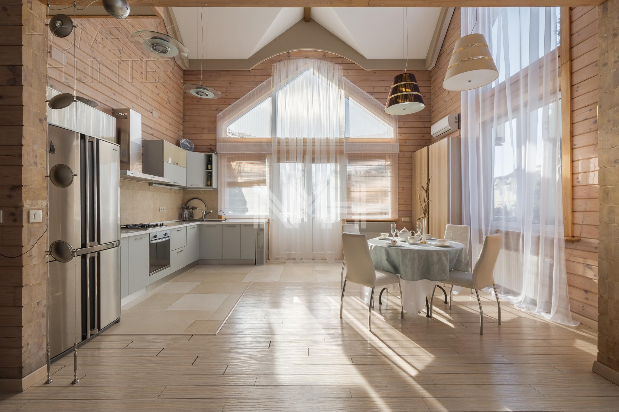 3-этажный коттедж 393 м² с отделкой