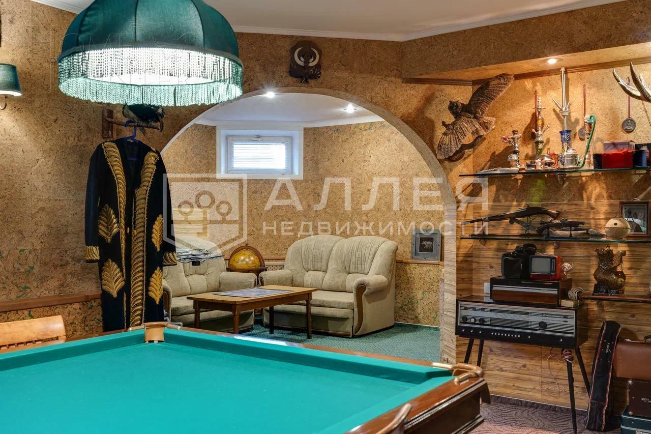 3-этажный коттедж 580 м² с отделкой