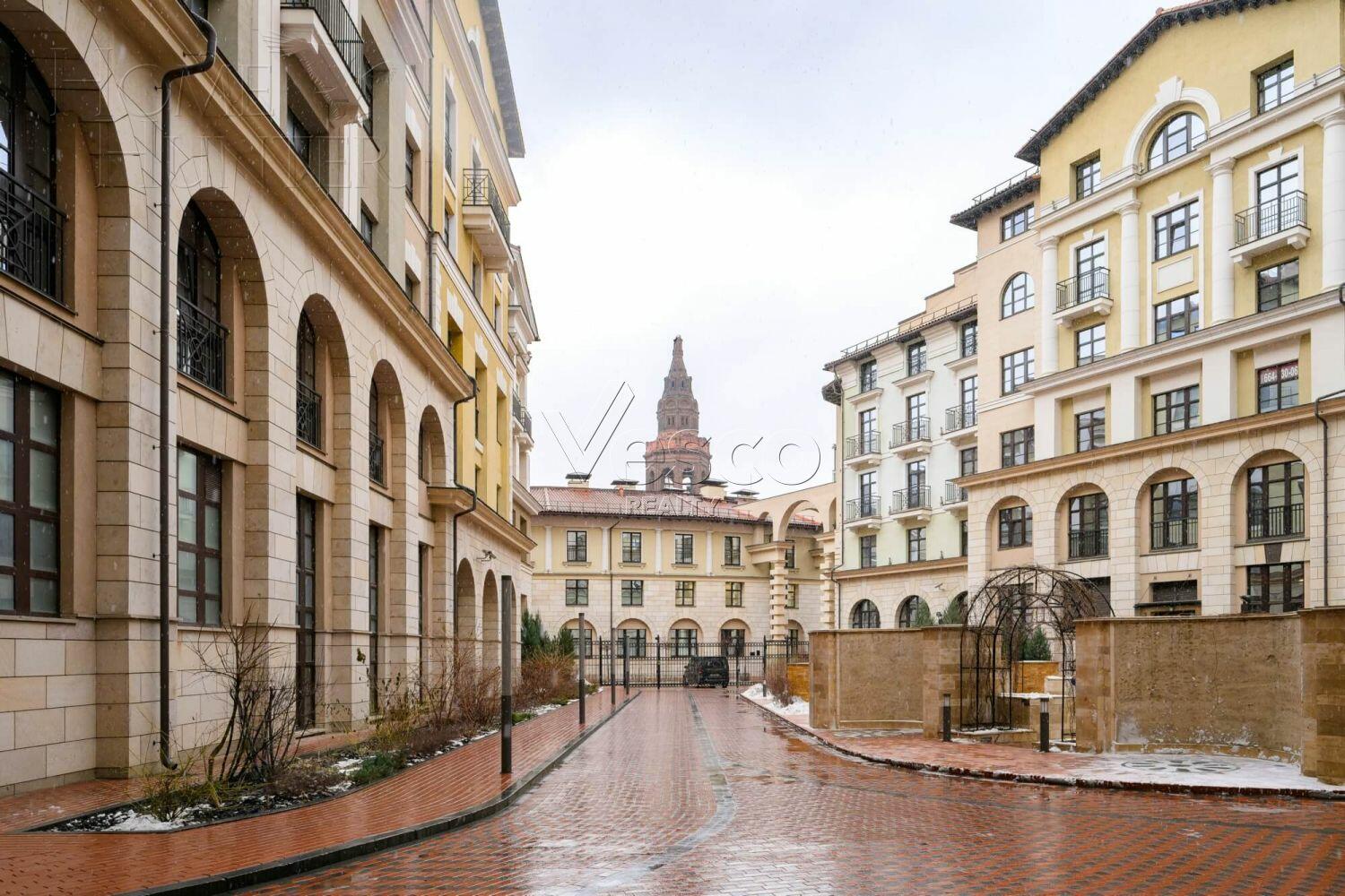 4-КОМН. КВАРТИРА С ОТДЕЛКОЙ 165 М² НА 2 ЭТАЖЕ