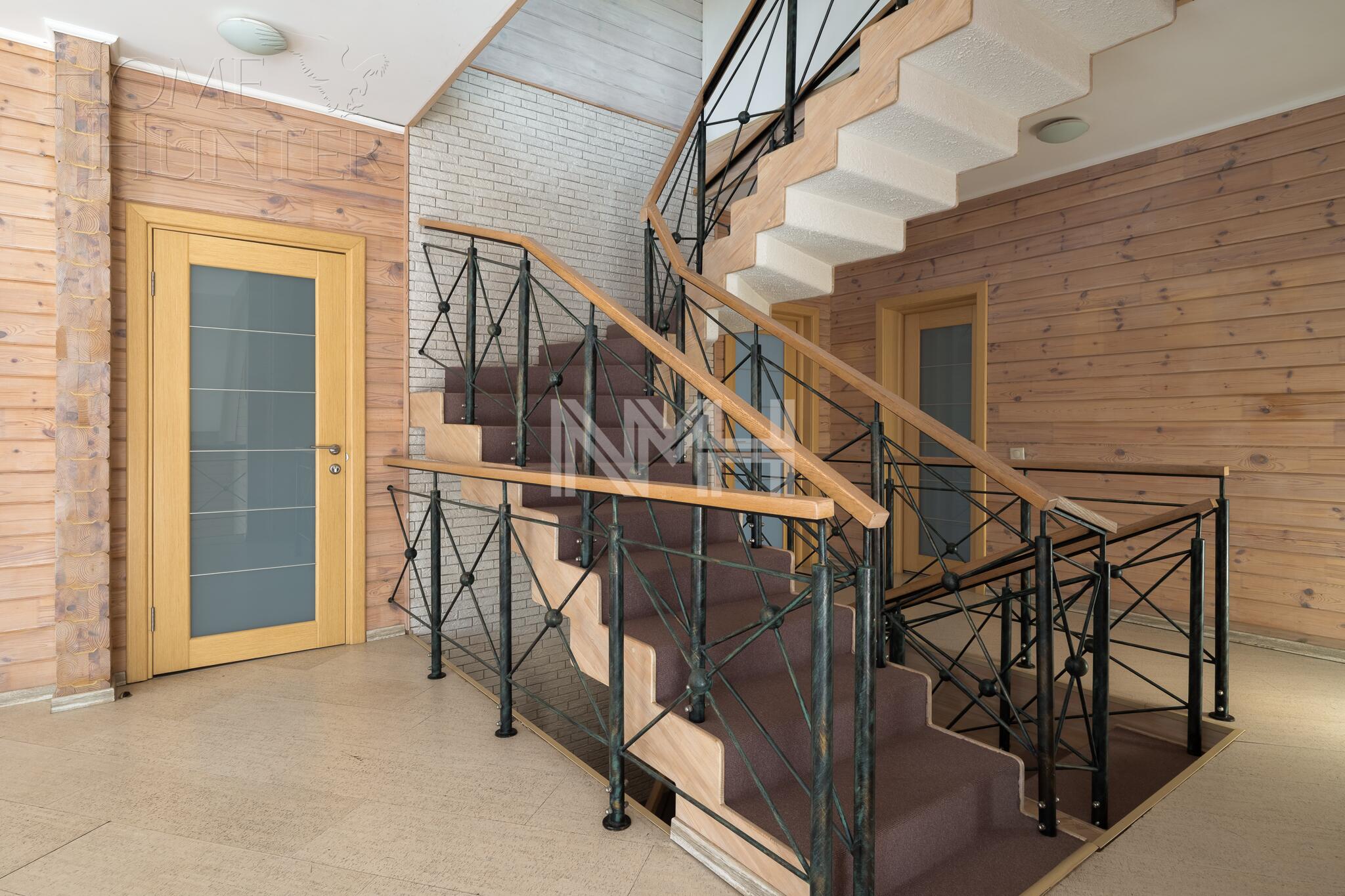 3-этажный коттедж 393 м² с отделкой