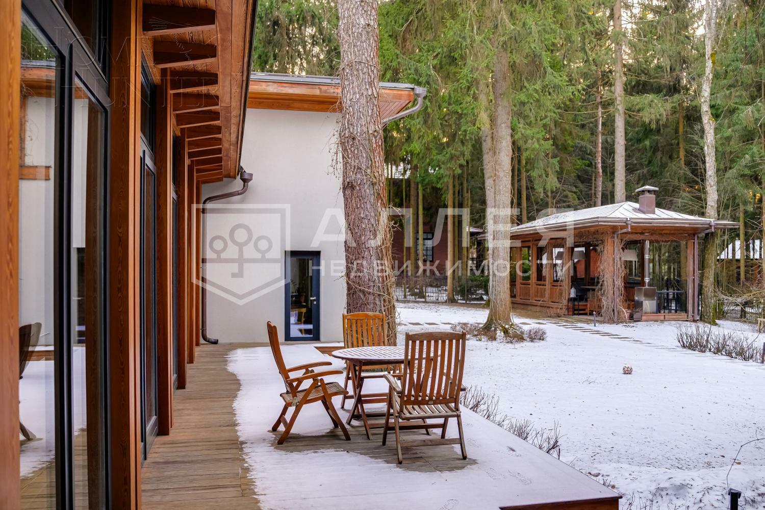 2-этажный коттедж 804.9 м² с отделкой