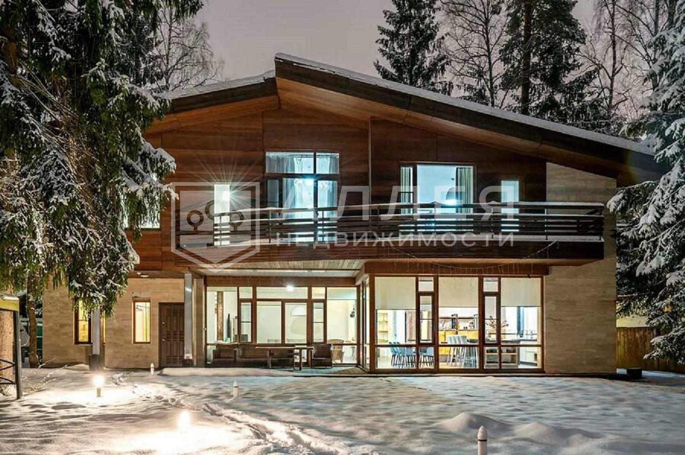 2-этажный коттедж 300 м² с отделкой