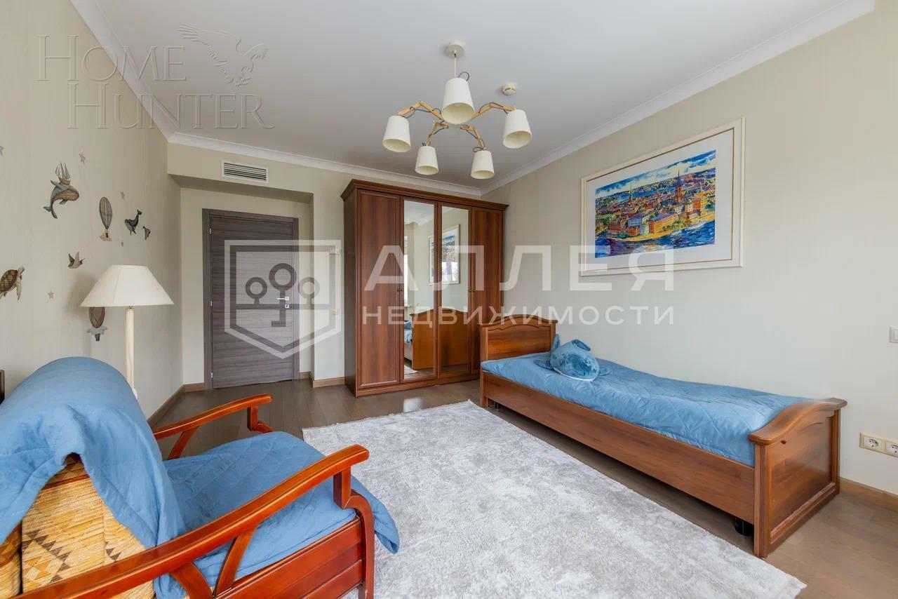 2-этажный коттедж 700 м² с отделкой