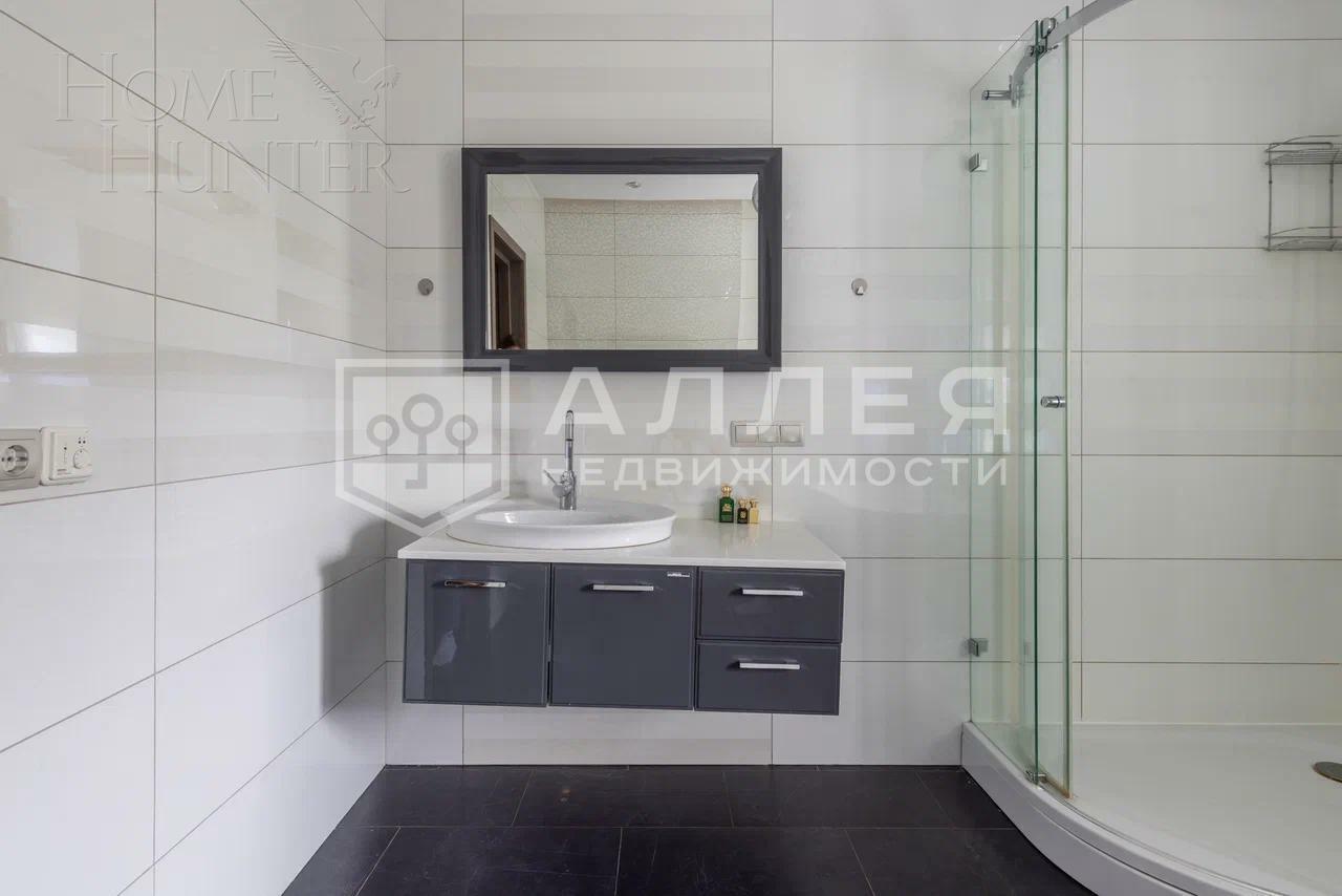 2-этажный коттедж 700 м² с отделкой