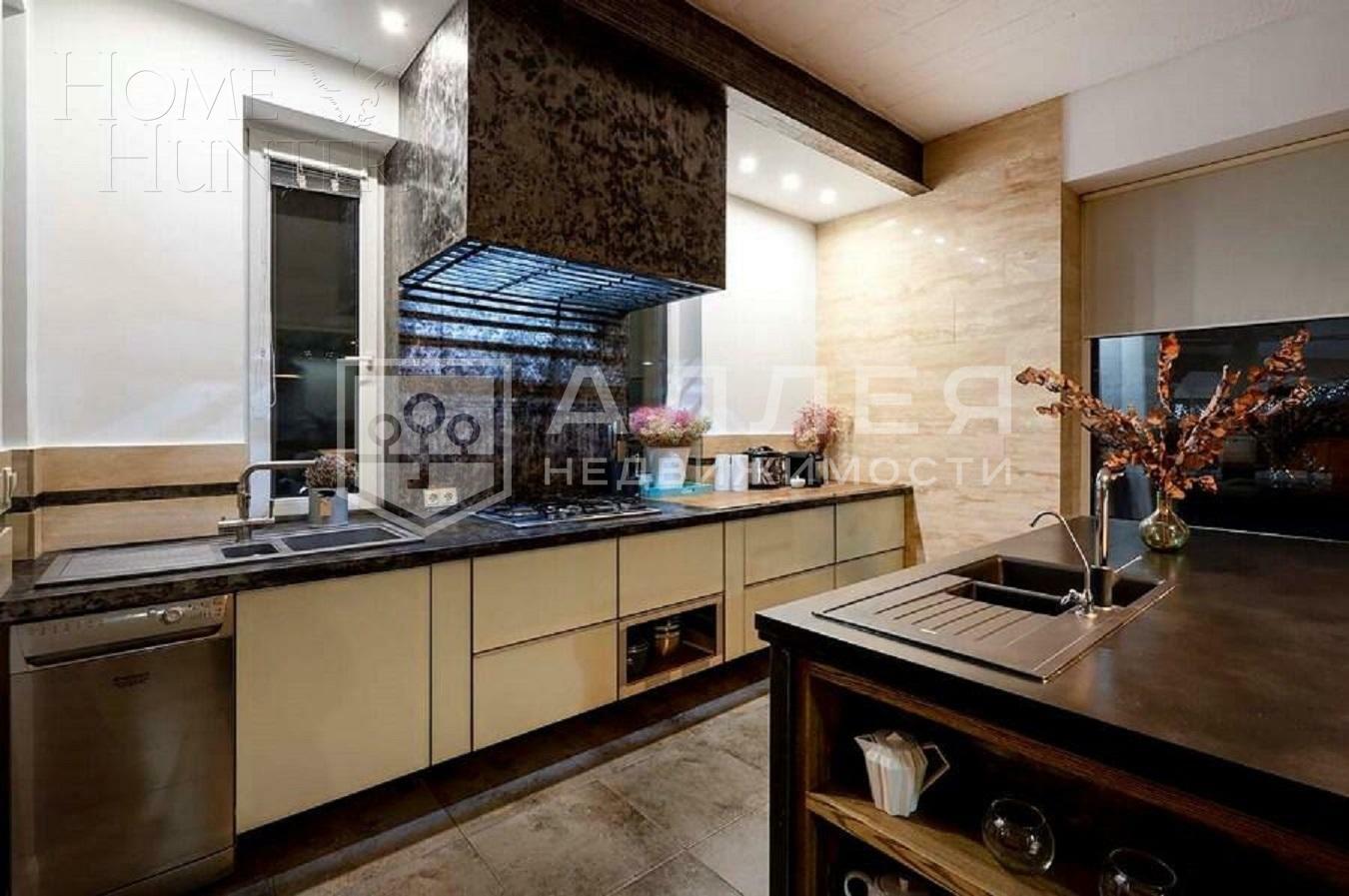 2-этажный коттедж 300 м² с отделкой