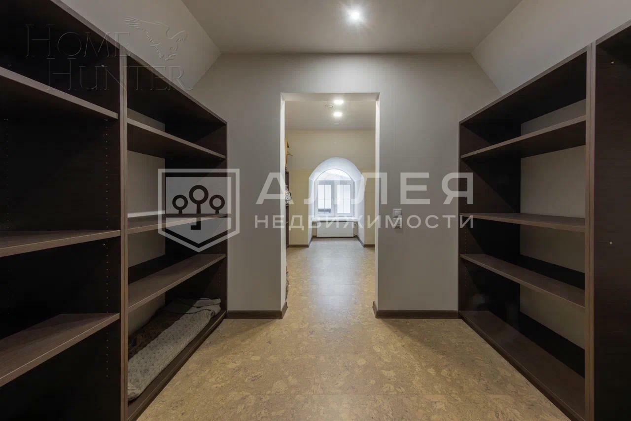 2-этажный коттедж 700 м² с отделкой