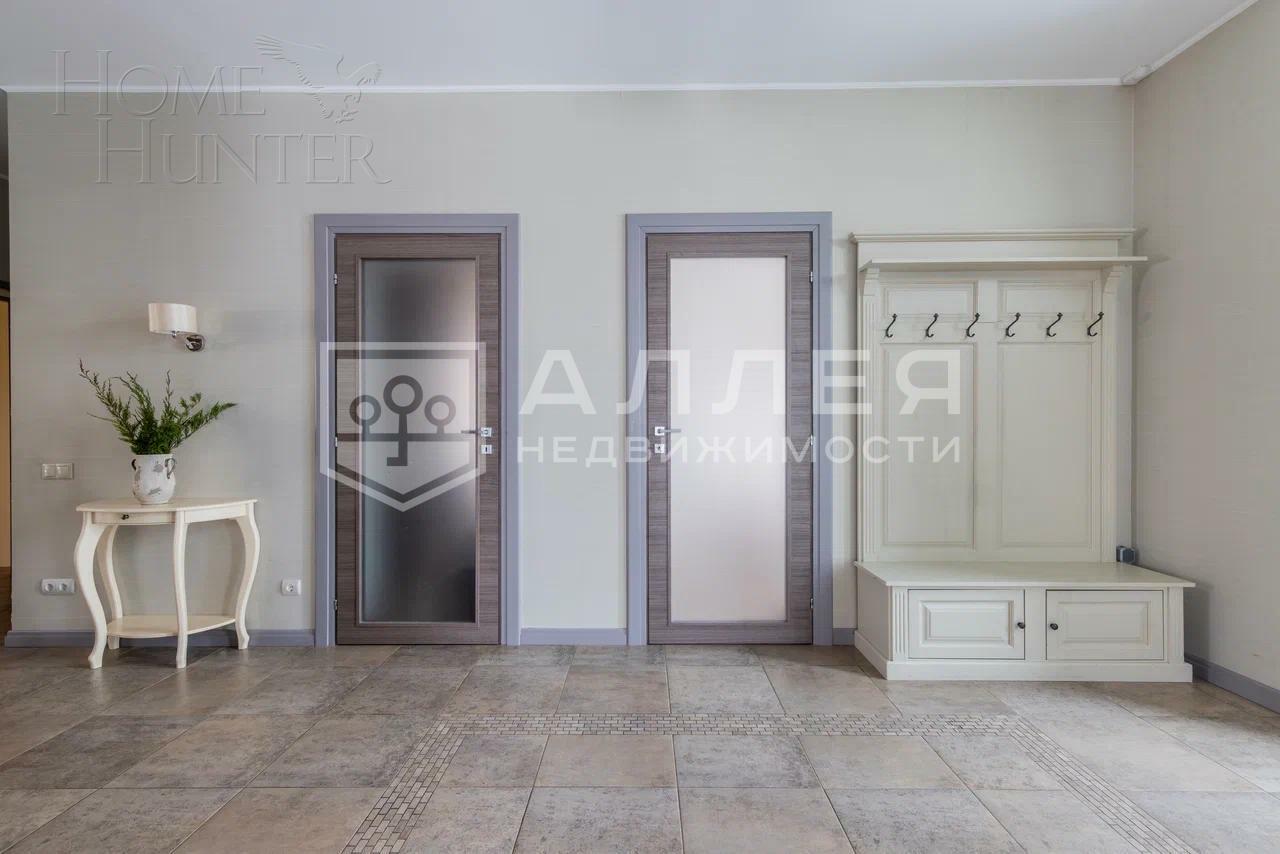 2-этажный коттедж 700 м² с отделкой