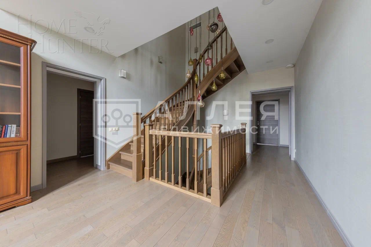 2-этажный коттедж 700 м² с отделкой