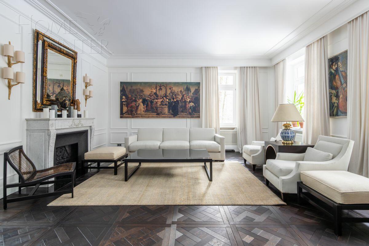 2-этажный коттедж 1 100 м² с отделкой